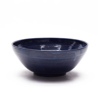 Schüssel mit blauer Glasur