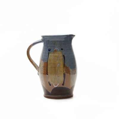 Krug mit bunter Glasur