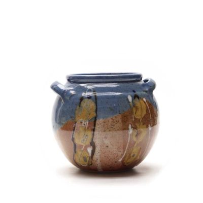 Krug mit bunter Glasur