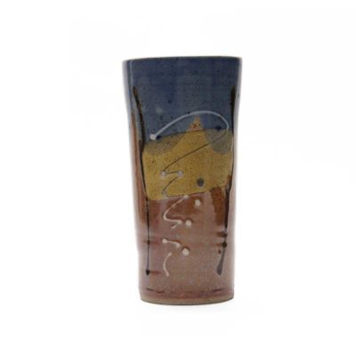 Vase mit bunter Glasur