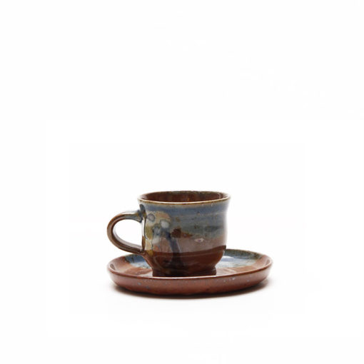 Espressogedeck mit bunter Glasur